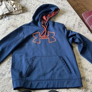 Men’s under armor sweatshirt
